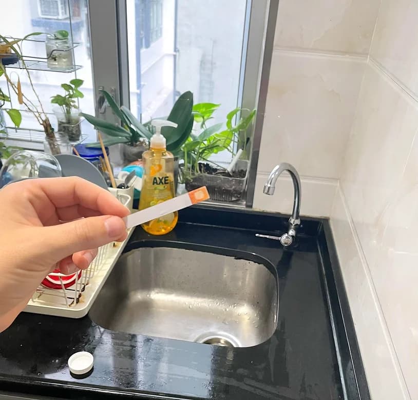 Drinking the Tap Water of Hong Kong